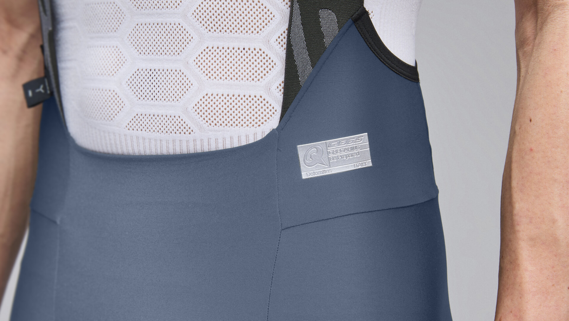 Cycling Adventure Cargo Bib Shorts Men Q36.5 - 100% Proprietary Components Cycling Adventure Cargo Bib Shorts Men Q36.5 - 100% Proprietary Components