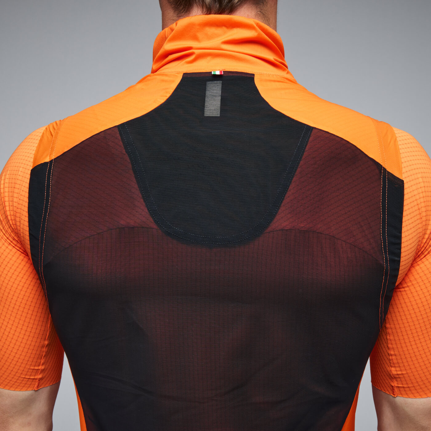 Cycling Air Vest Men Q36.5 - Extremely Compact