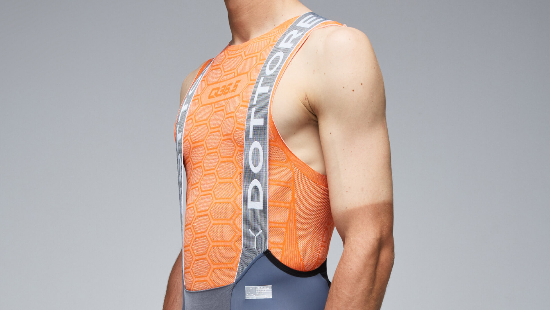 Cycling Dottore PRO Bib Shorts Men Q36.5 - Elastic Strap Construction 