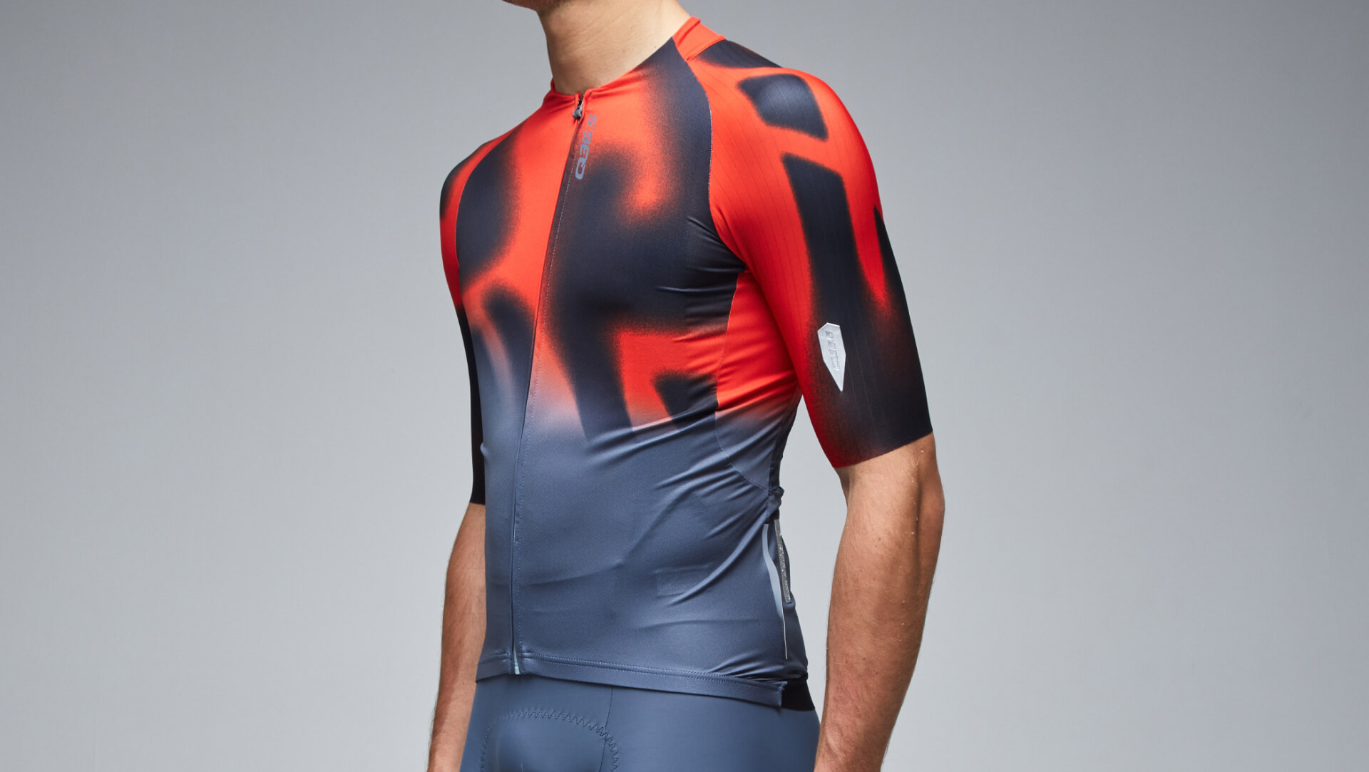 Cycling Gregarius Pro Big Logo Jersey Men Q36.5 - Advanced Lightweight Construction