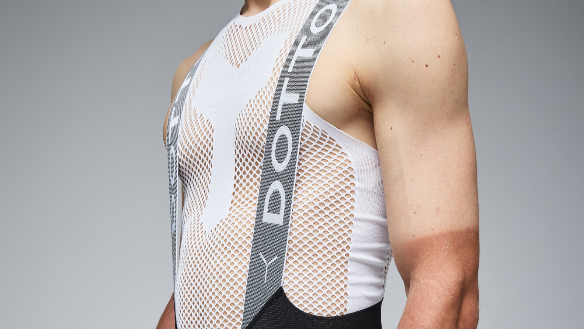 Cycling Base Layer 0 Mesh Sleeveless Men Q36.5 - Seamless Construction 