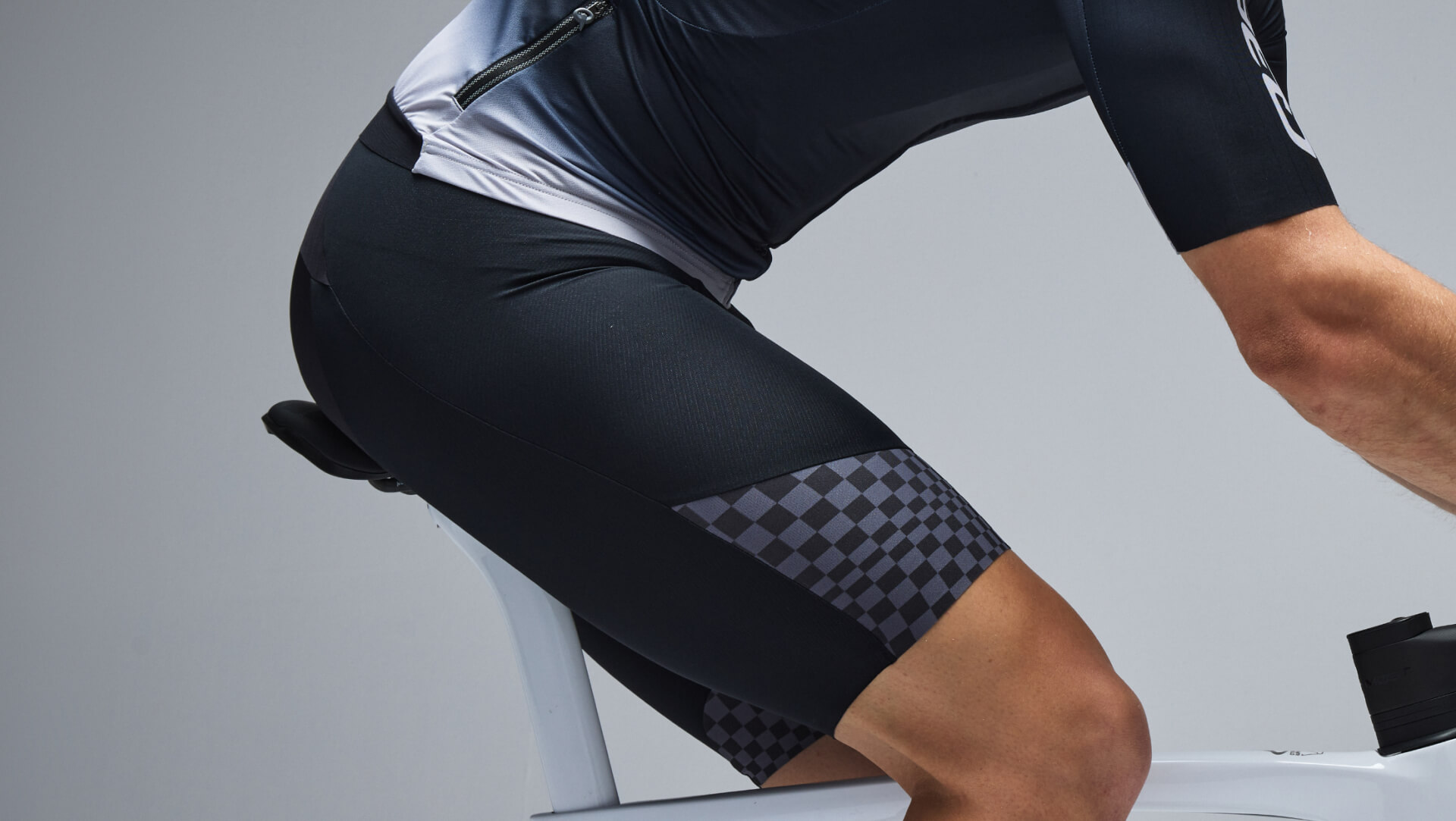 Gregarius Pro Fahrradhose Herren Q36.5 - Q LAB Air Sitzpolster 