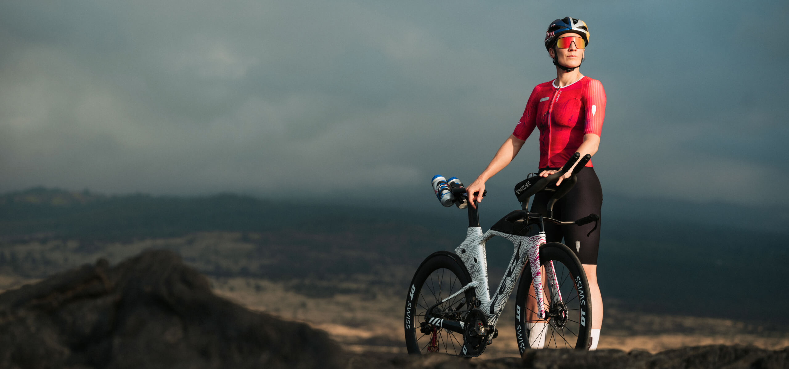 Cycling TRI Ryf Short Sleeve Skinsuit Women Q36.5